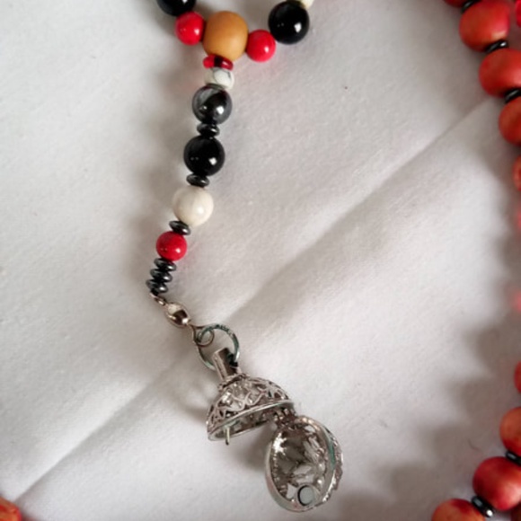 Grounded Protection Prayer Beads - Picture 3 of 4